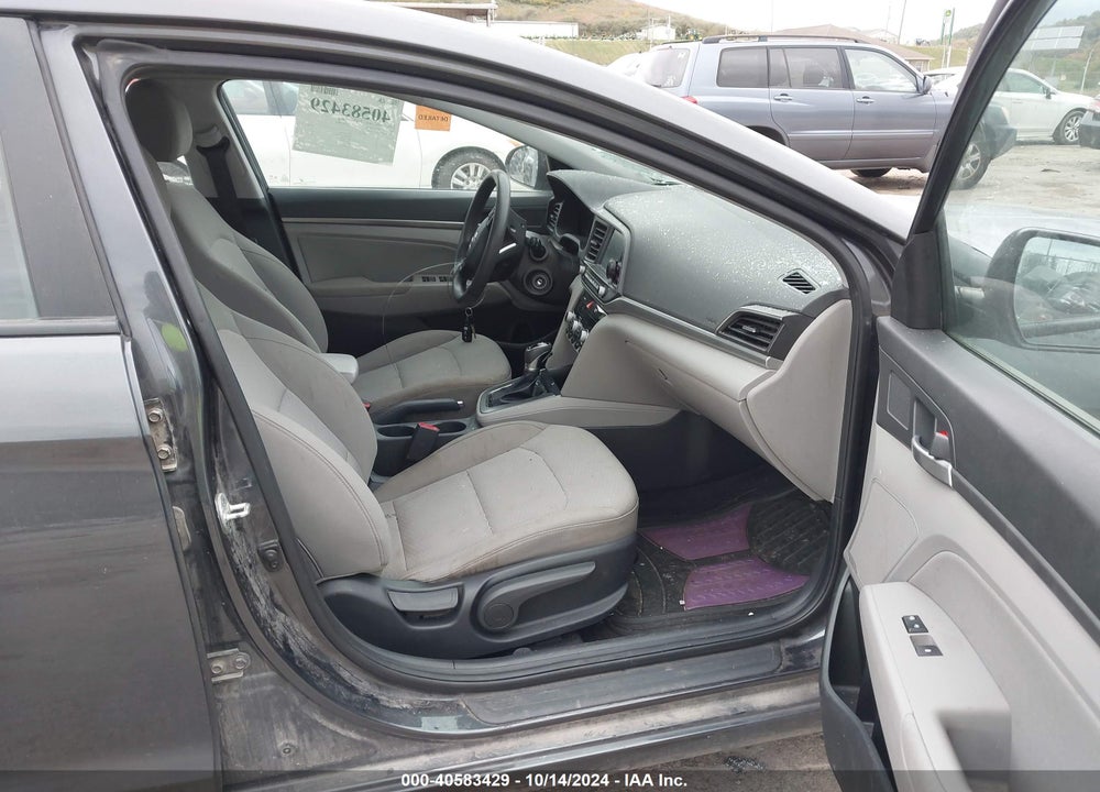 2020 HYUNDAI ELANTRA SEL VIN: 5NPD84LF3LH556618