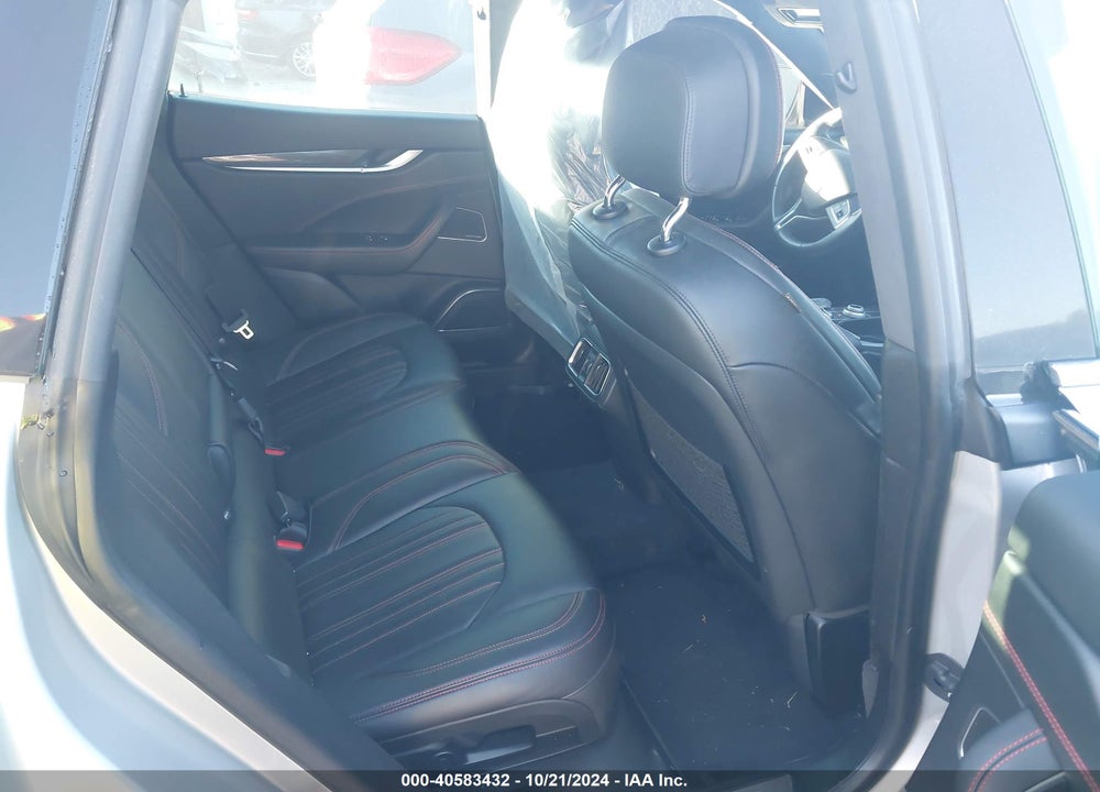 2017 MASERATI LEVANTE VIN: ZN661XUL2HX245243