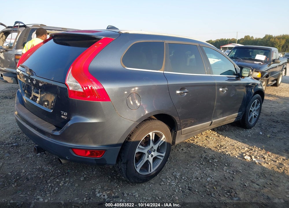 2011 VOLVO XC60 T6/T6 R-DESIGN VIN: YV4902DZ2B2194224