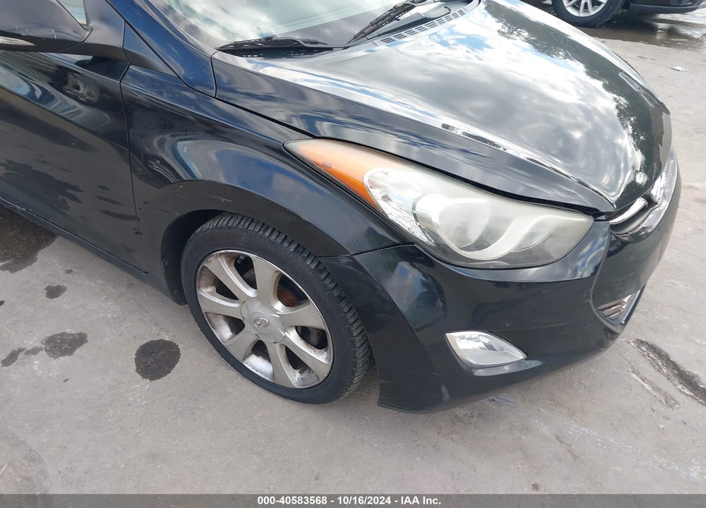 2011 HYUNDAI ELANTRA LIMITED VIN: 5NPDH4AE5BH039975