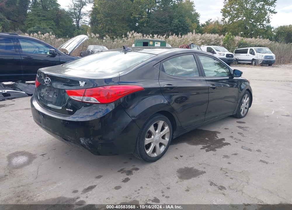 2011 HYUNDAI ELANTRA LIMITED VIN: 5NPDH4AE5BH039975