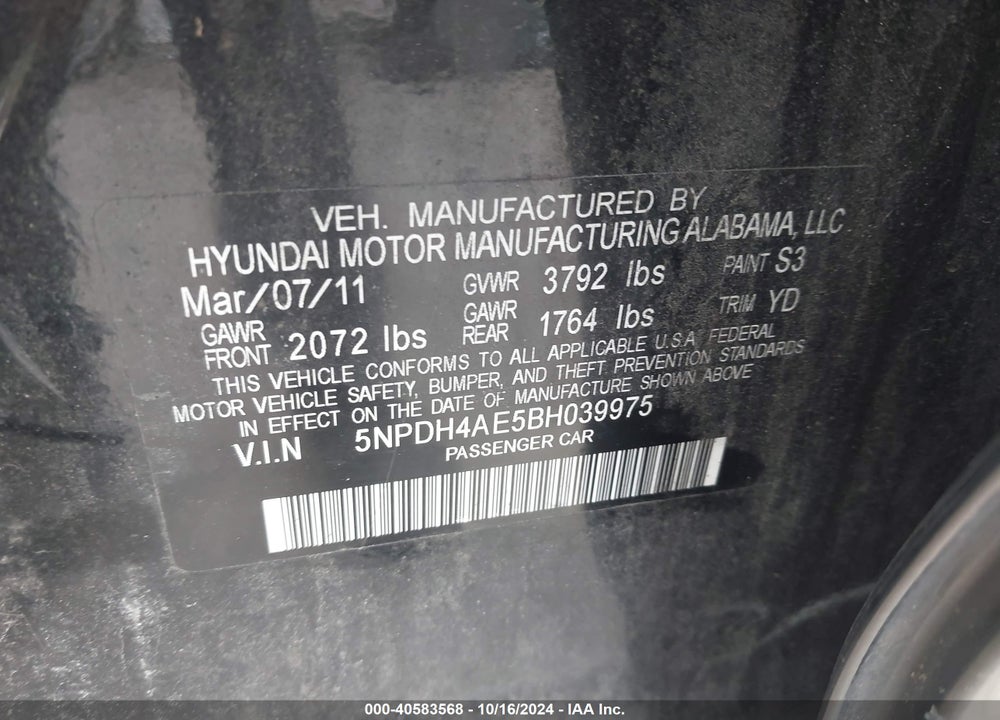 2011 HYUNDAI ELANTRA LIMITED VIN: 5NPDH4AE5BH039975