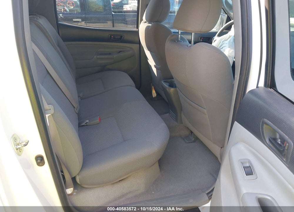 2011 TOYOTA TACOMA DOUBLE CAB VIN: 3TMLU4EN8BM071928