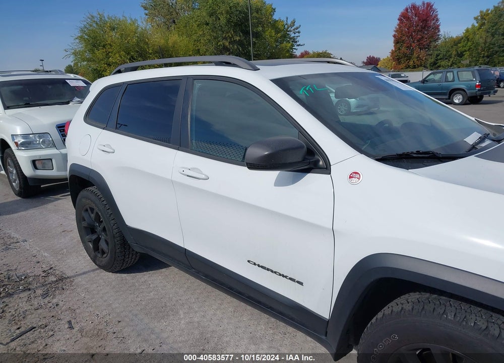 2016 JEEP CHEROKEE TRAILHAWK VIN: 1C4PJMBS6GW306001
