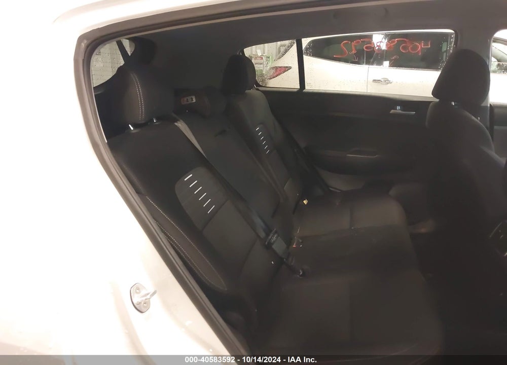 2018 KIA SPORTAGE LX VIN: KNDPMCAC3J7488737