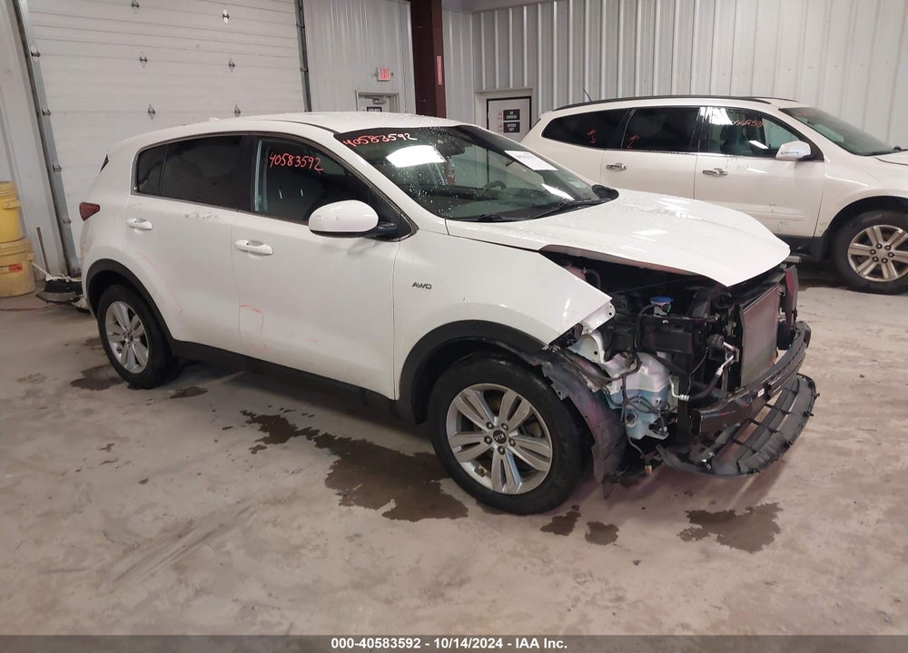 2018 KIA SPORTAGE LX VIN: KNDPMCAC3J7488737