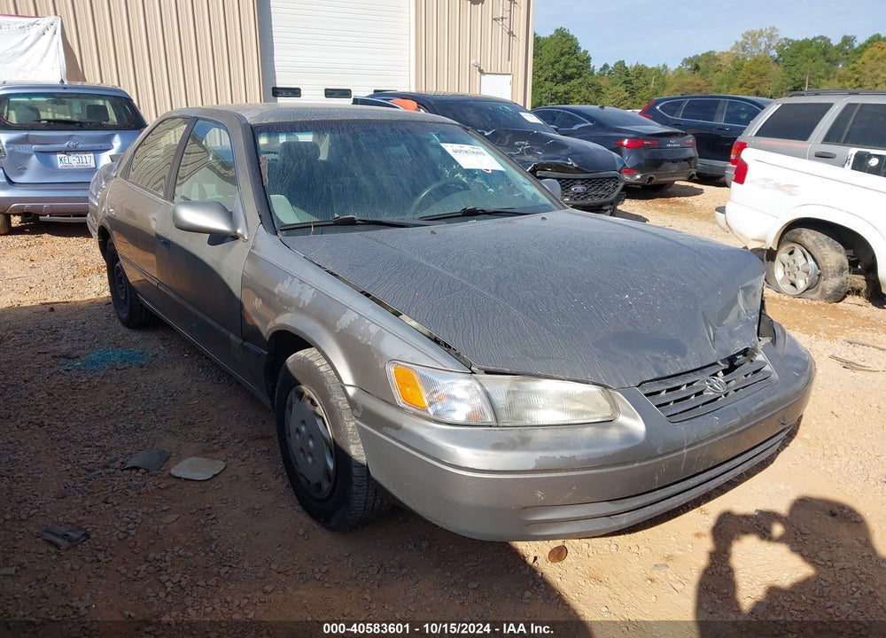 1998 TOYOTA CAMRY LE VIN: 4T1BG22KXWU250907