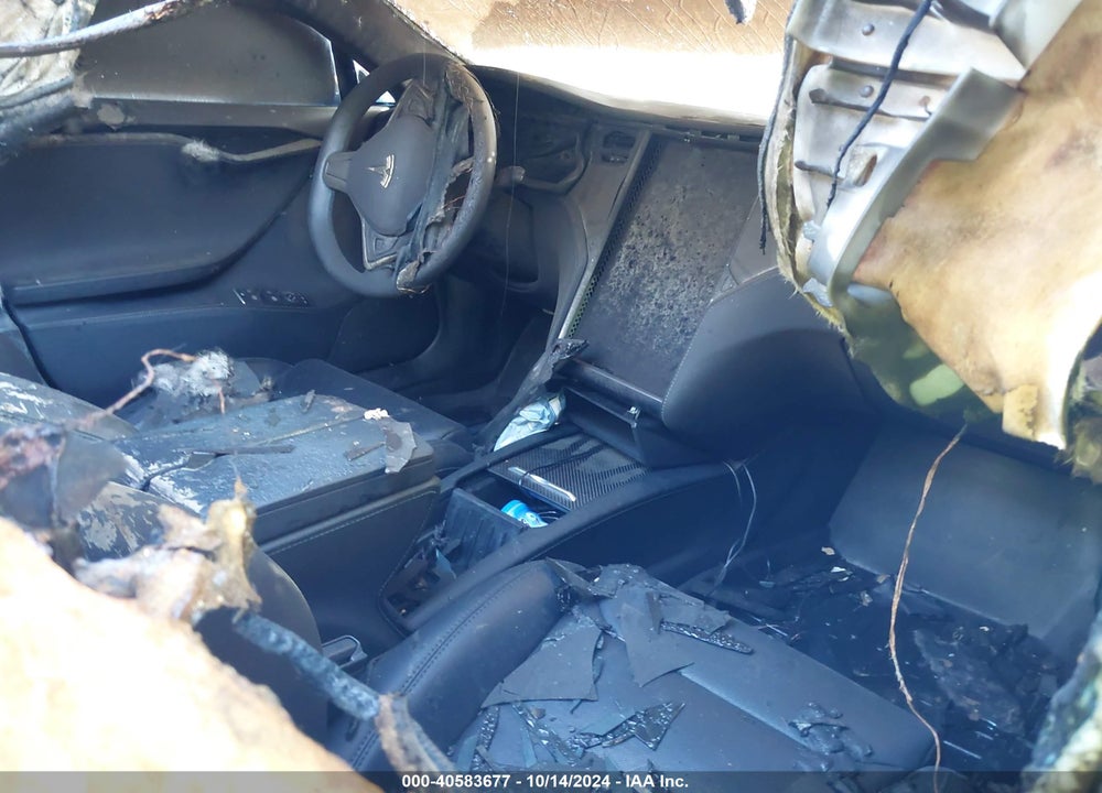 2018 TESLA MODEL S 100D/75D/P100D VIN: 5YJSA1E43JF258684