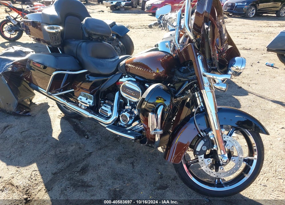 2019 HARLEY-DAVIDSON FLHTKSE VIN: 1HD1TEH1XKB959272