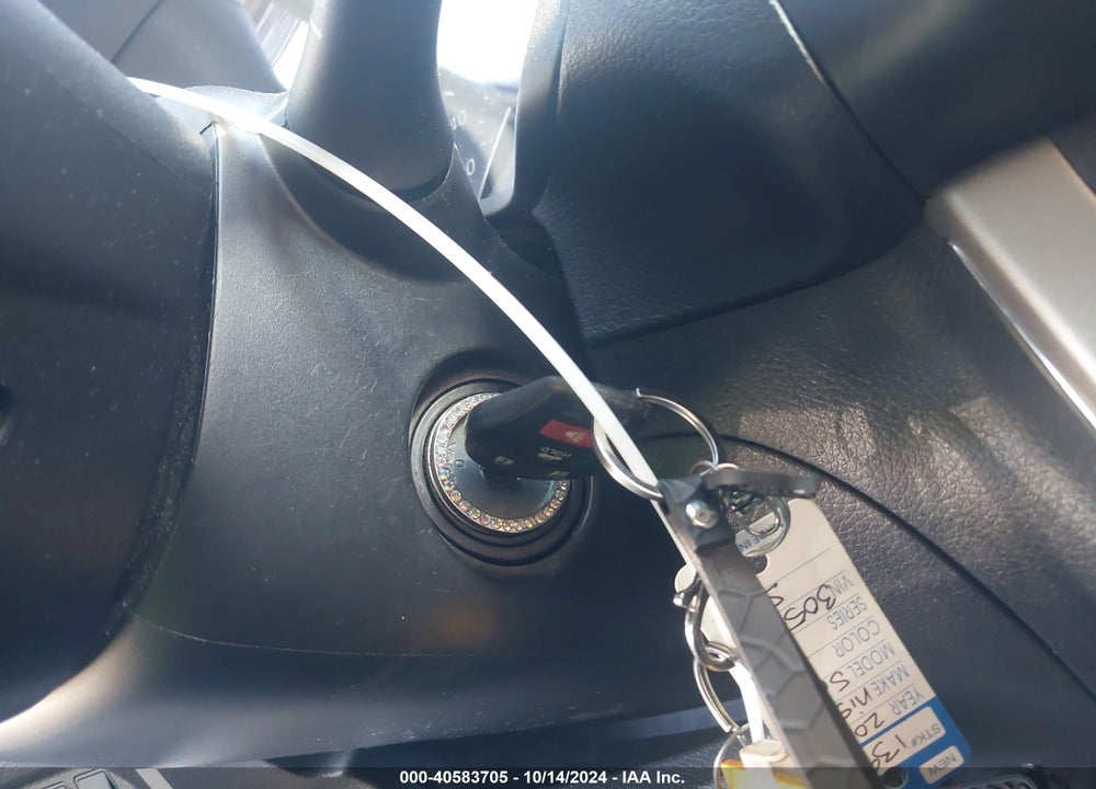 2015 NISSAN SENTRA S VIN: 3N1AB7AP4FY305523