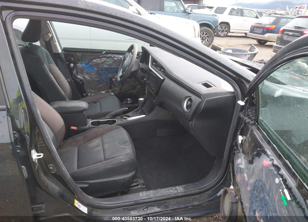 2019 TOYOTA COROLLA LE VIN: 5YFBURHE4KP931532