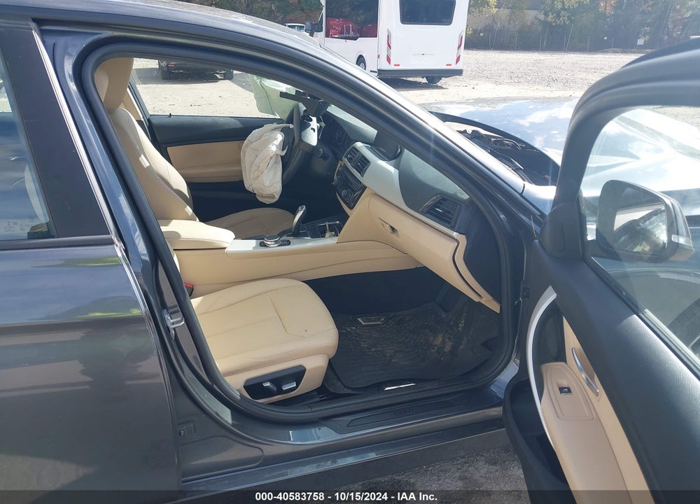 2018 BMW 320I XDRIVE VIN: WBA8A3C50JA498864