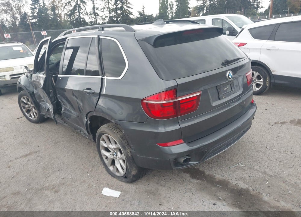 2013 BMW X5 XDRIVE35I/XDRIVE35I PREMIUM/XDRIVE35I SPORT ACTIVITY VIN: 5UXZV4C55D0G53308