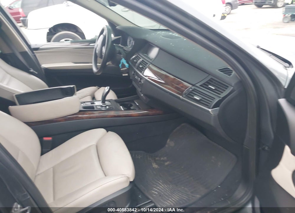 2013 BMW X5 XDRIVE35I/XDRIVE35I PREMIUM/XDRIVE35I SPORT ACTIVITY VIN: 5UXZV4C55D0G53308