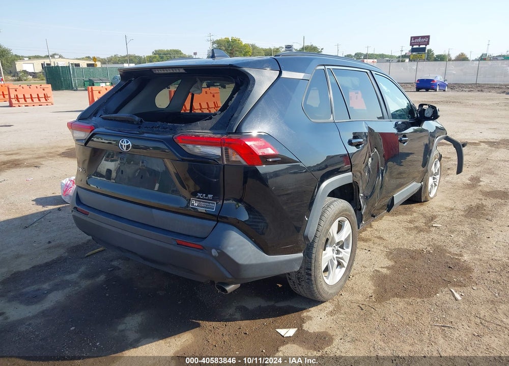 2021 TOYOTA RAV4 XLE VIN: 2T3W1RFV5MW117914