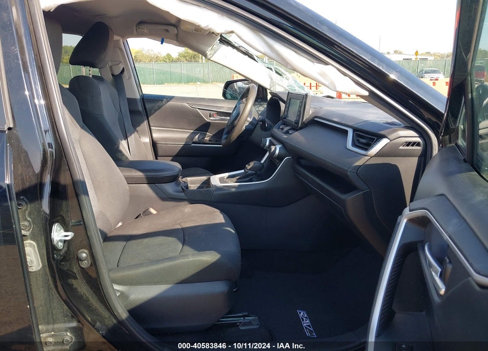 2021 TOYOTA RAV4 XLE VIN: 2T3W1RFV5MW117914