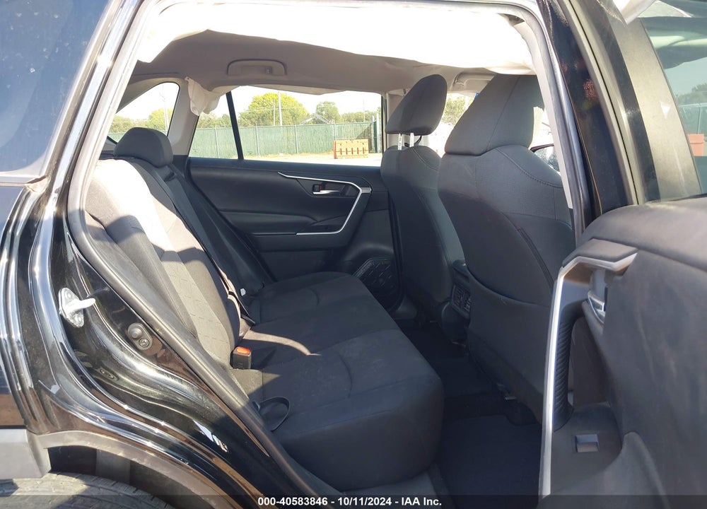 2021 TOYOTA RAV4 XLE VIN: 2T3W1RFV5MW117914