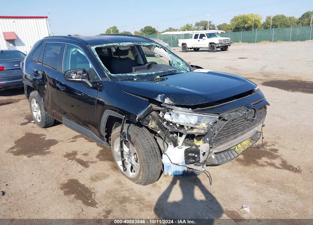 2021 TOYOTA RAV4 XLE VIN: 2T3W1RFV5MW117914