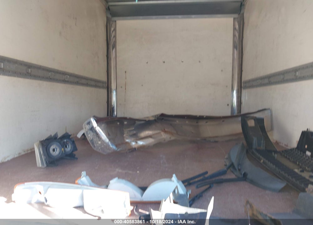 2014 CHEVROLET EXPRESS CUTAWAY 3500 VIN: 1GB0G2BA4E1178013
