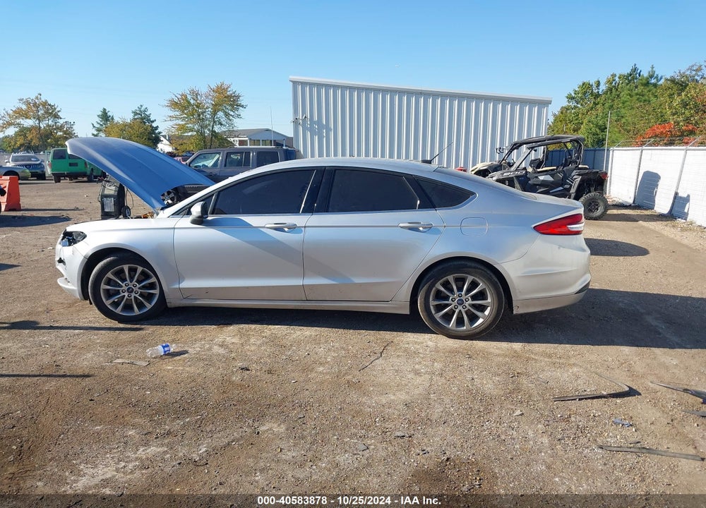 2017 FORD FUSION SE VIN: 3FA6P0H77HR117812