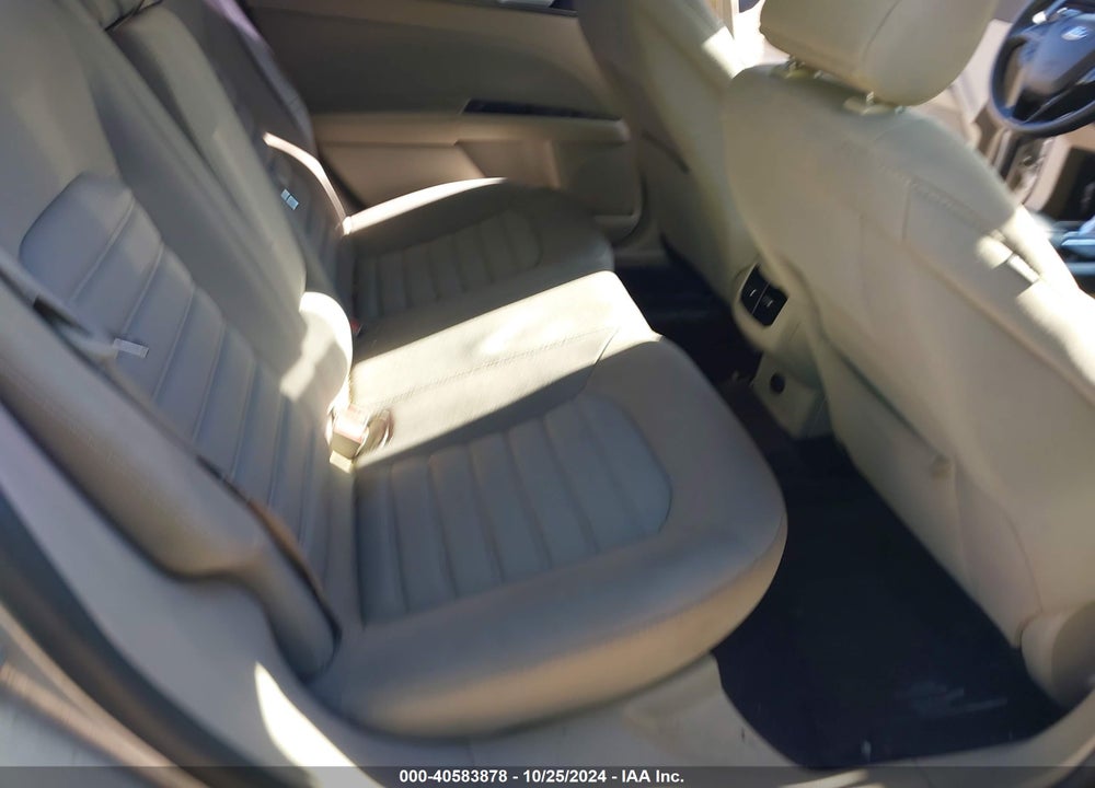 2017 FORD FUSION SE VIN: 3FA6P0H77HR117812