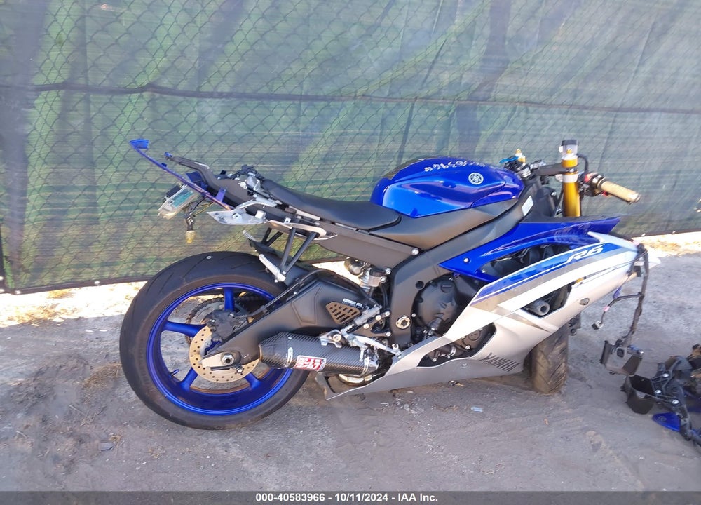 2015 YAMAHA YZFR6 C VIN: JYARJ16Y8FA009020