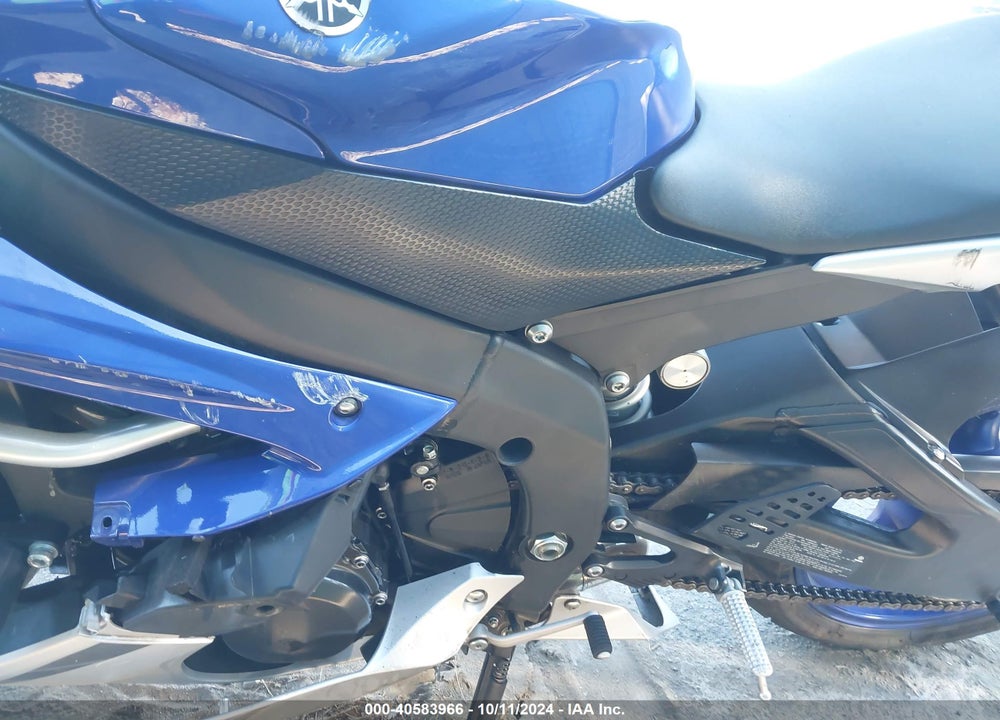 2015 YAMAHA YZFR6 C VIN: JYARJ16Y8FA009020