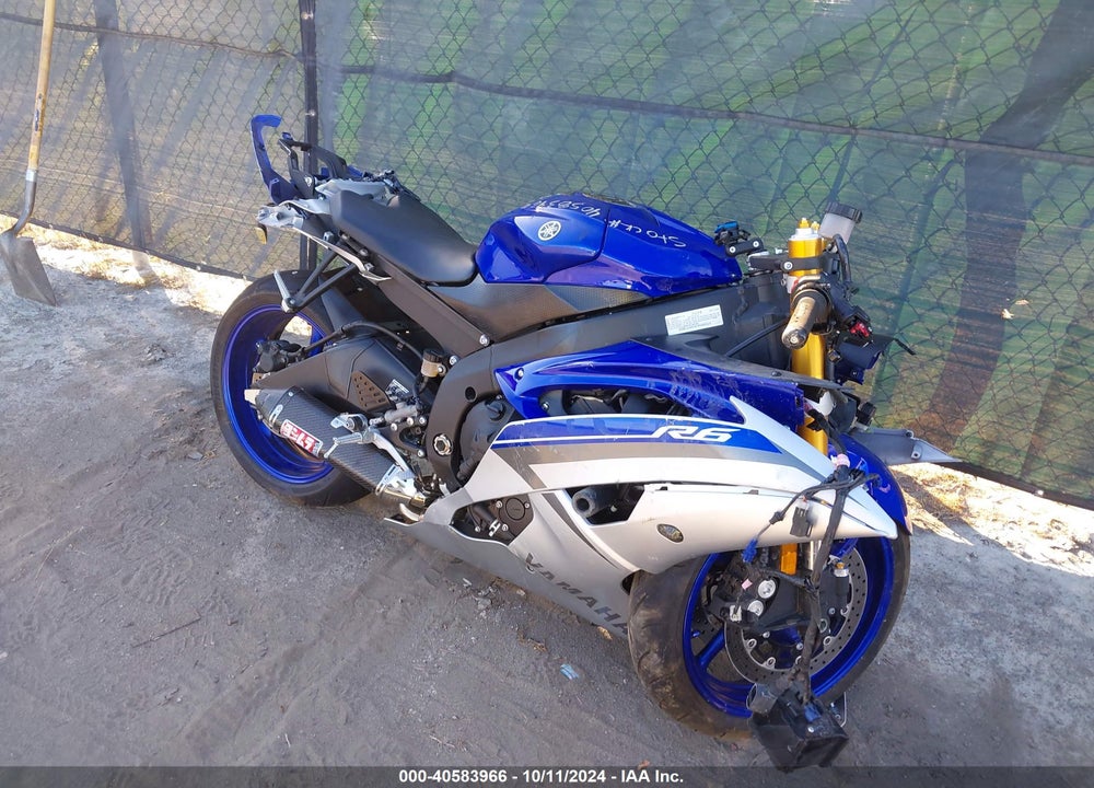 2015 YAMAHA YZFR6 C VIN: JYARJ16Y8FA009020