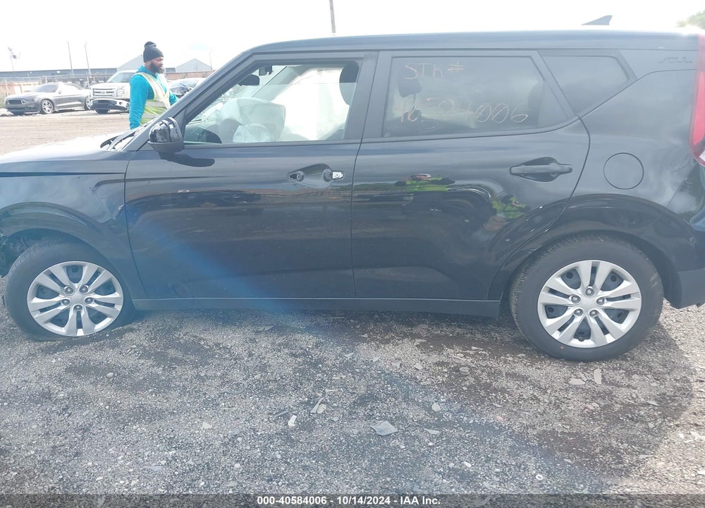 2020 KIA SOUL LX VIN: KNDJ23AU5L7725798
