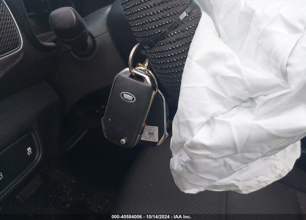 2020 KIA SOUL LX VIN: KNDJ23AU5L7725798