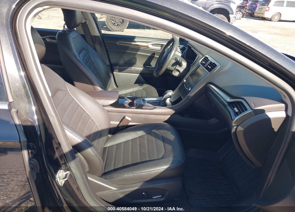 2014 FORD FUSION SE VIN: 1FA6P0HD8E5388396