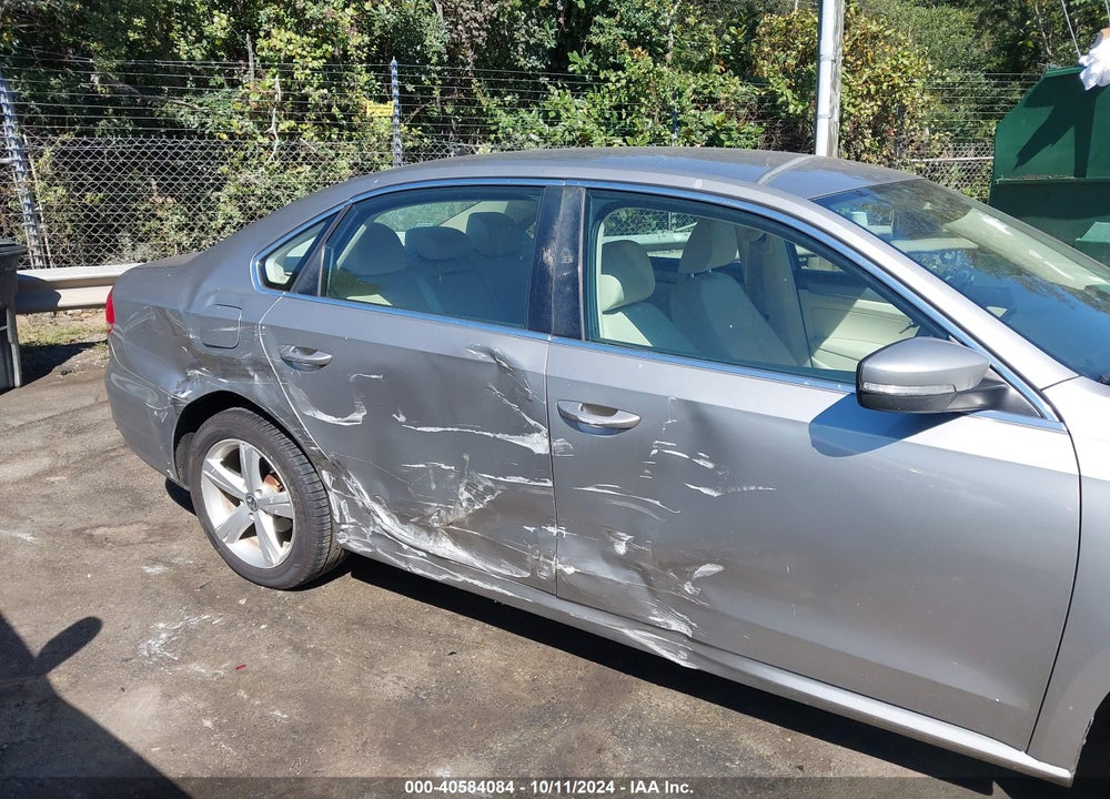 2014 VOLKSWAGEN PASSAT 1.8T SE VIN: 1VWBT7A38EC084296