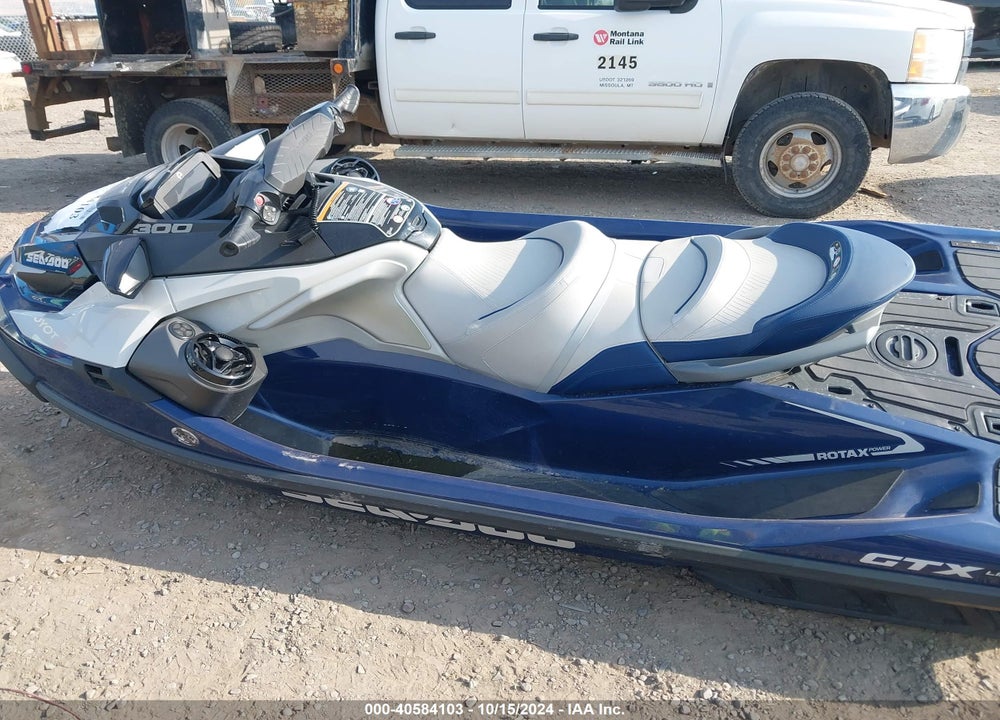 2023 SEADOO GTX-300 LIMITED VIN: YDV16457I223