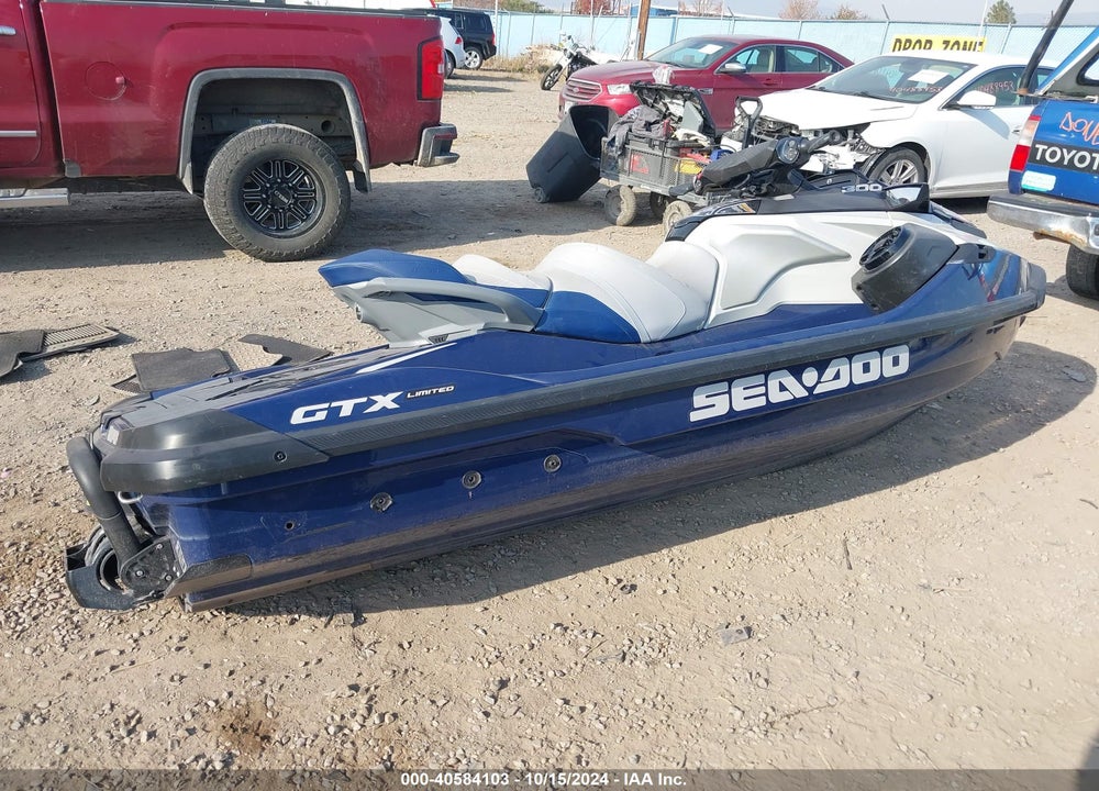 2023 SEADOO GTX-300 LIMITED VIN: YDV16457I223