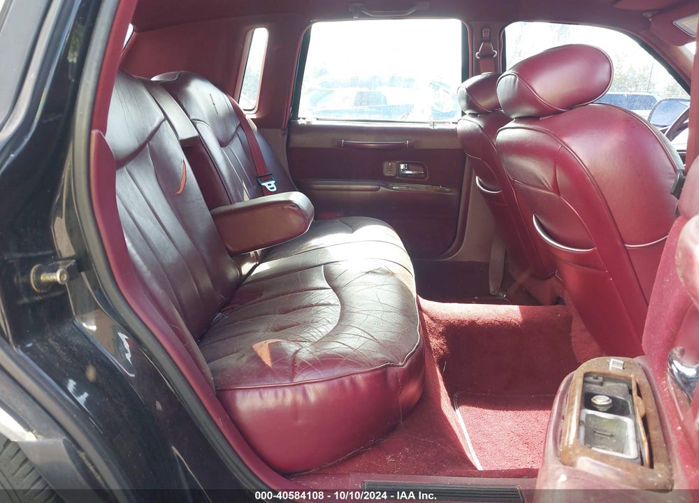1995 LINCOLN TOWN CAR EXECUTIVE VIN: 1LNLM81W7SY683785
