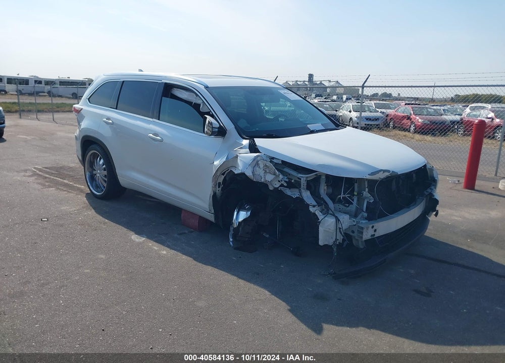 2016 TOYOTA HIGHLANDER XLE V6 VIN: 5TDJKRFH5GS300527