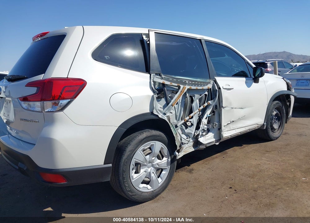 2020 SUBARU FORESTER VIN: JF2SKAAC5LH500938