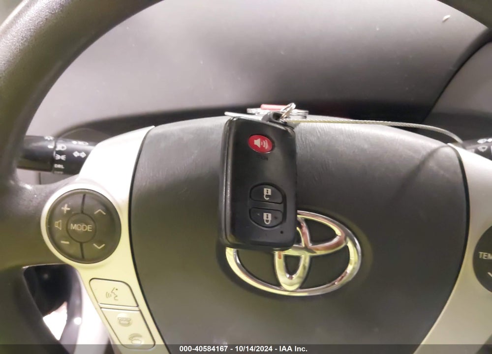 2013 TOYOTA PRIUS THREE VIN: JTDKN3DU1D5598200