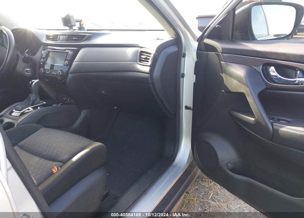2019 NISSAN ROGUE S VIN: JN8AT2MT3KW265642