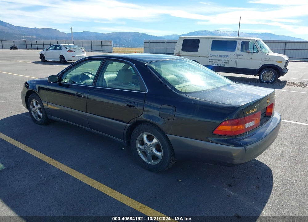 1997 LEXUS ES 300 VIN: JT8BF22G7V0055547