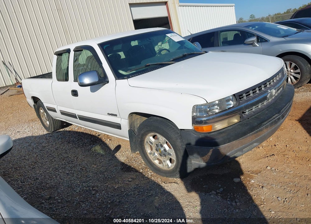 2001 CHEVROLET SILVERADO 1500 LS VIN: 2GCEC19V911178531