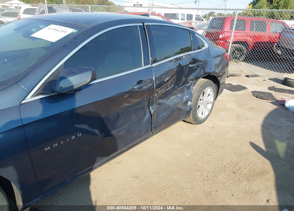 2020 CHEVROLET MALIBU FWD LT VIN: 1G1ZD5STXLF020489