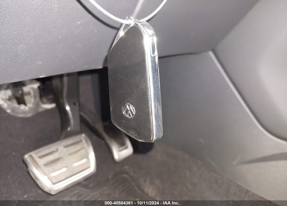 2024 VOLKSWAGEN ATLAS 2.0T PEAK EDITION SEL VIN: 1V2GR2CA8RC577275