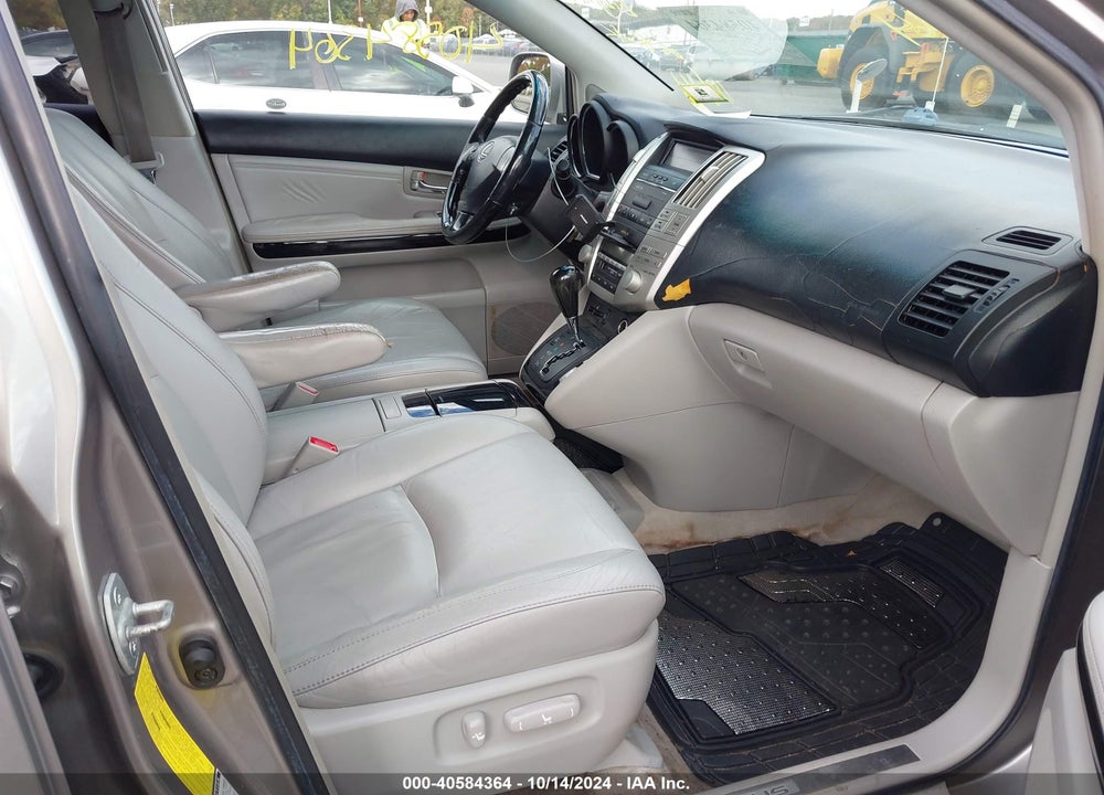 2005 LEXUS RX 330 VIN: JTJHA31U950093124