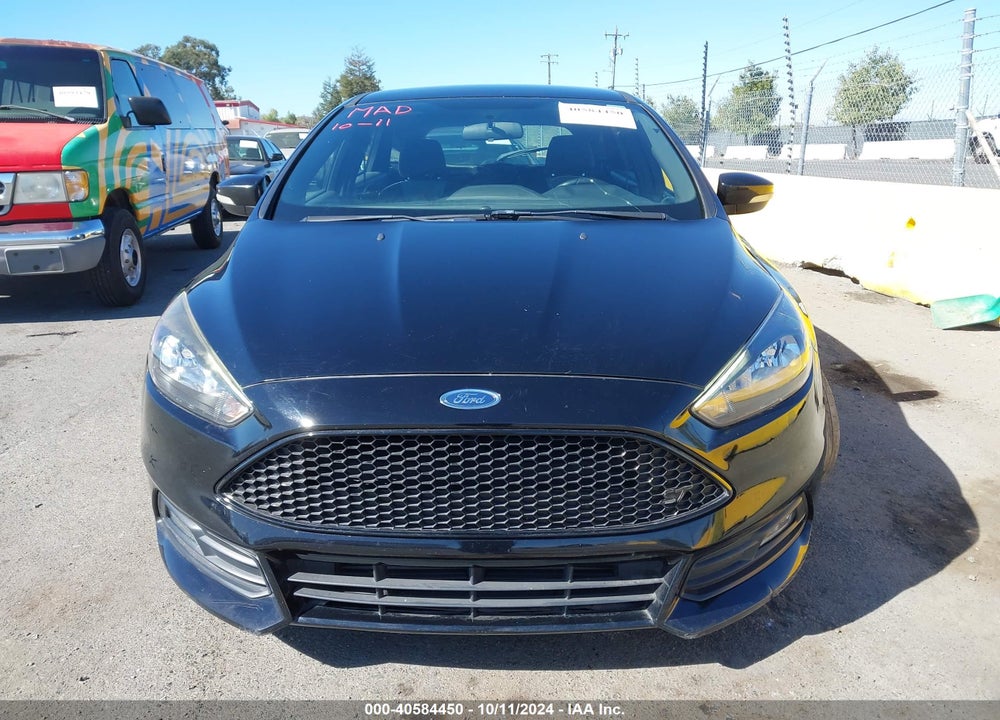 2018 FORD FOCUS ST VIN: 1FADP3L97JL211775