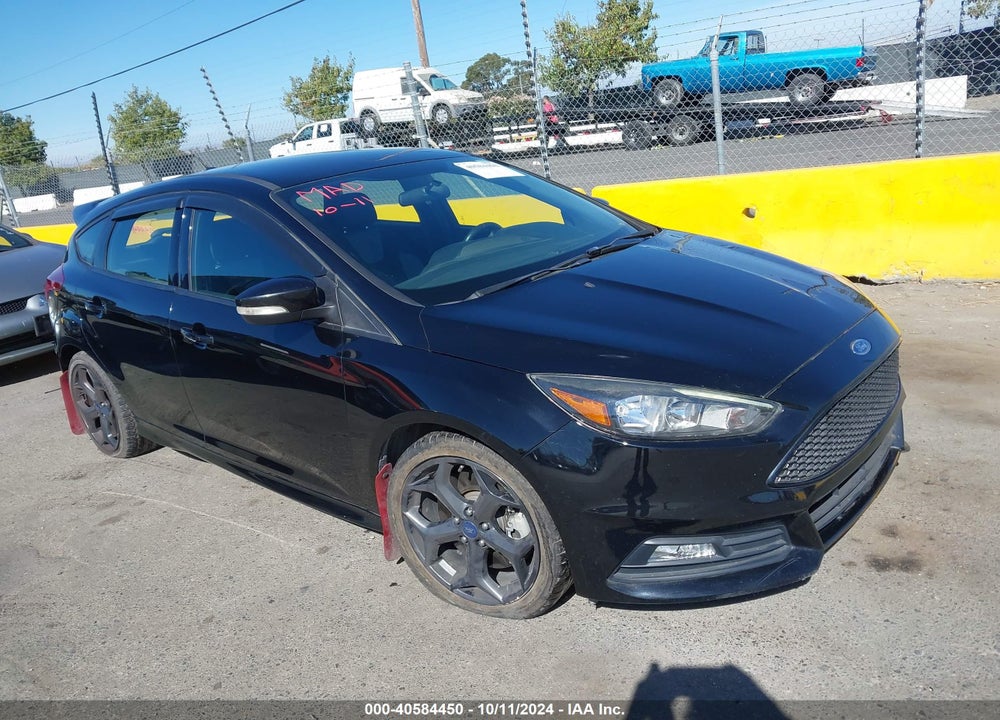 2018 FORD FOCUS ST VIN: 1FADP3L97JL211775
