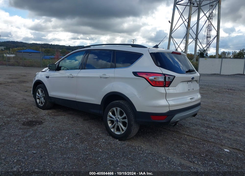 2018 FORD ESCAPE SEL VIN: 1FMCU9HD0JUD17182