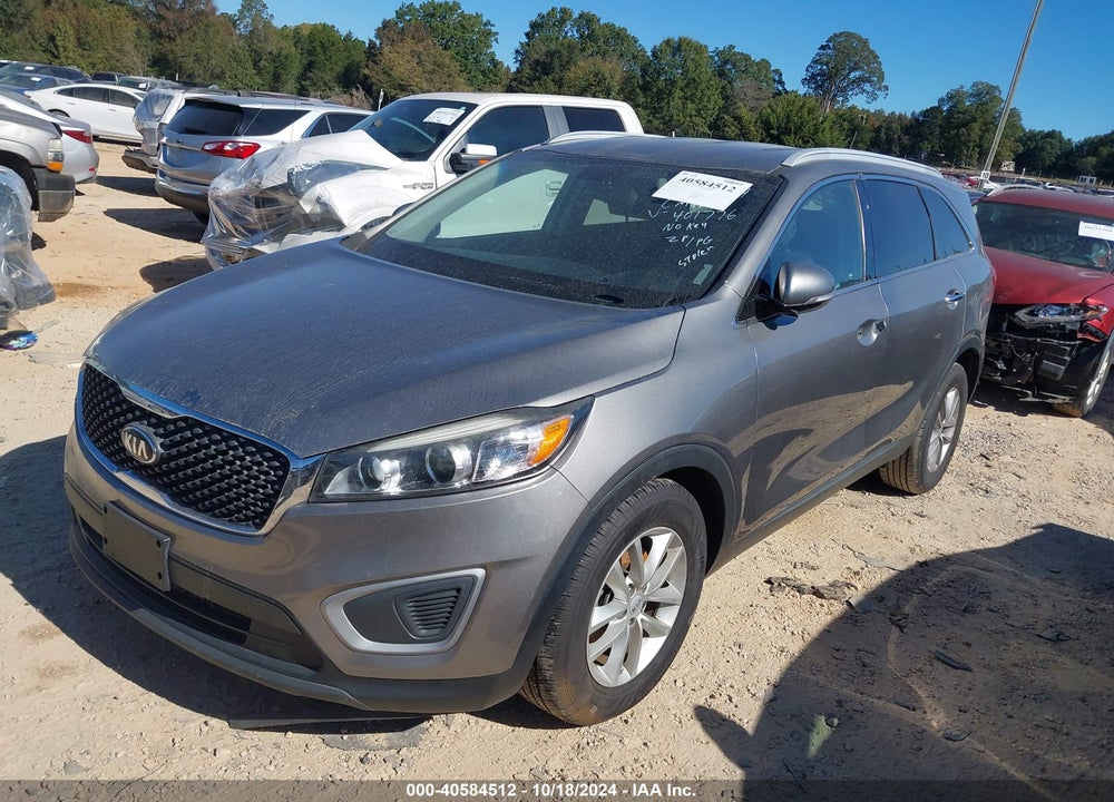 2018 KIA SORENTO 3.3L LX VIN: 5XYPG4A55JG401776