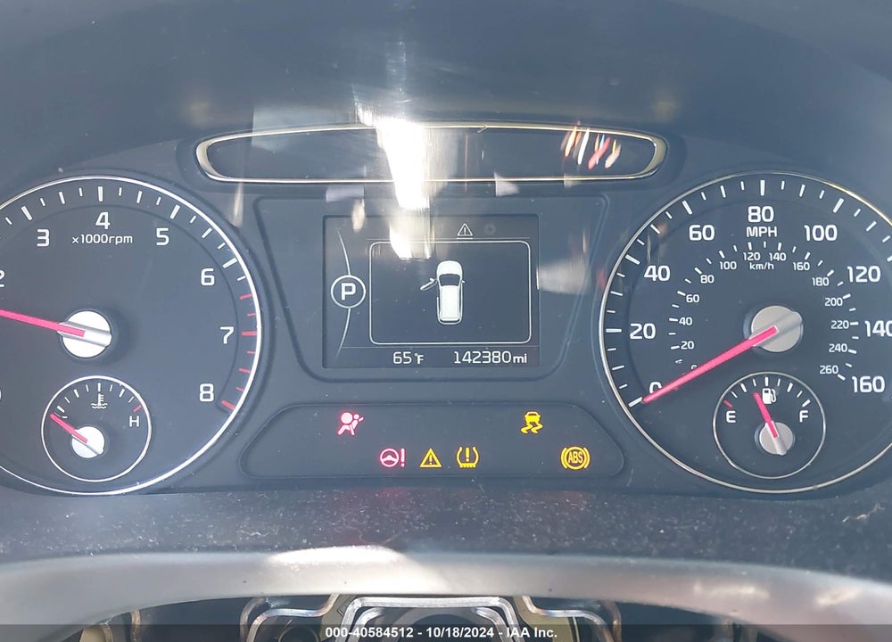2018 KIA SORENTO 3.3L LX VIN: 5XYPG4A55JG401776