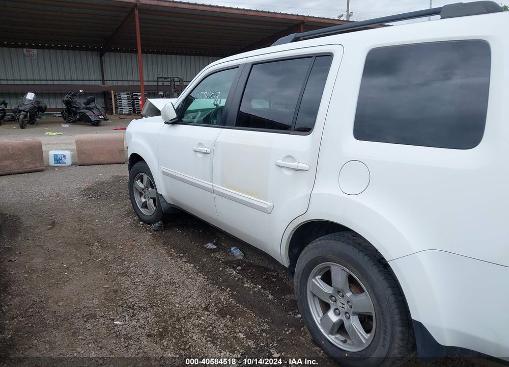 2009 HONDA PILOT EX-L VIN: 5FNYF48529B034691